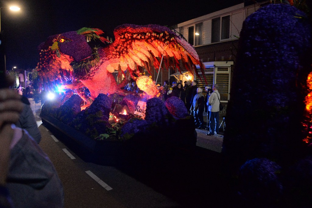 ../Images/Verlicht corso Noordwijkerhout 2019 026.jpg